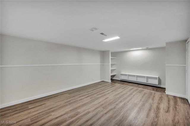 8282 Fairlane Drive, Macedonia, OH 44056