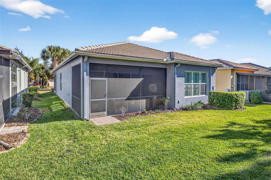 Image 47 of property listing at 15912 COBBLE MILL DRIVE, Wimauma, FL 33598