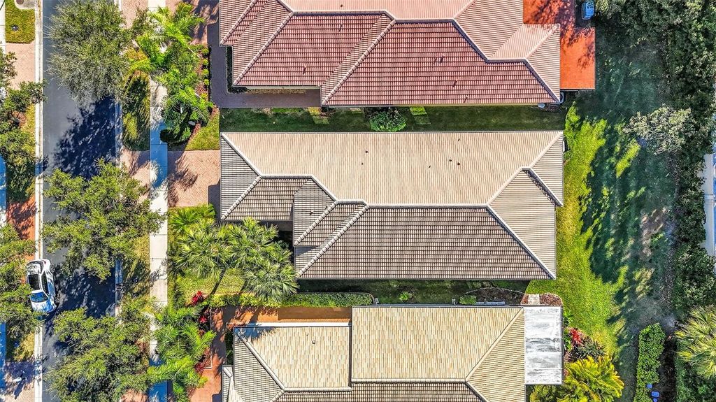 Image 49 of property listing at 15912 COBBLE MILL DRIVE, Wimauma, FL 33598