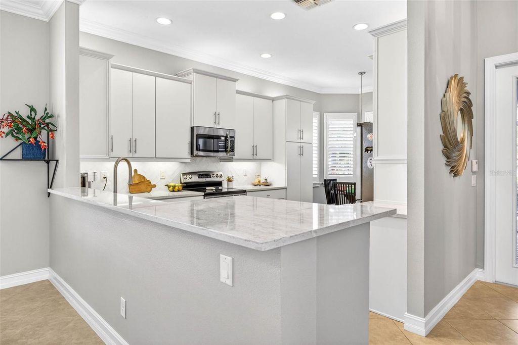 Image 7 of property listing at 15912 COBBLE MILL DRIVE, Wimauma, FL 33598