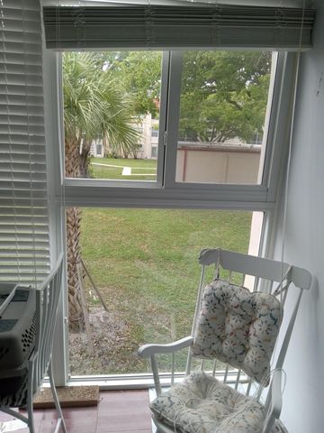 2901 E Sunrise Lakes Drive E 202, Sunrise, FL 33322