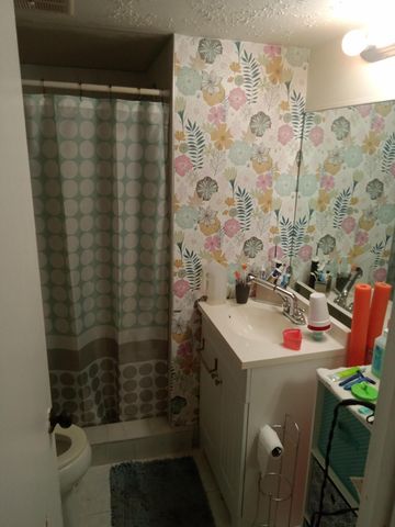 2901 E Sunrise Lakes Drive E 202, Sunrise, FL 33322