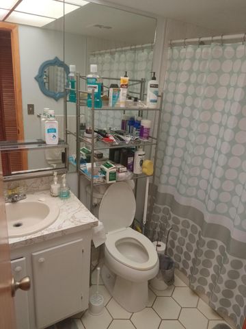 2901 E Sunrise Lakes Drive E 202, Sunrise, FL 33322