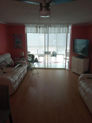 2901 E Sunrise Lakes Drive E 202, Sunrise, FL 33322