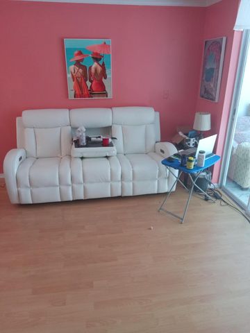 2901 E Sunrise Lakes Drive E 202, Sunrise, FL 33322