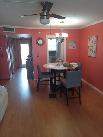 2901 E Sunrise Lakes Drive E 202, Sunrise, FL 33322