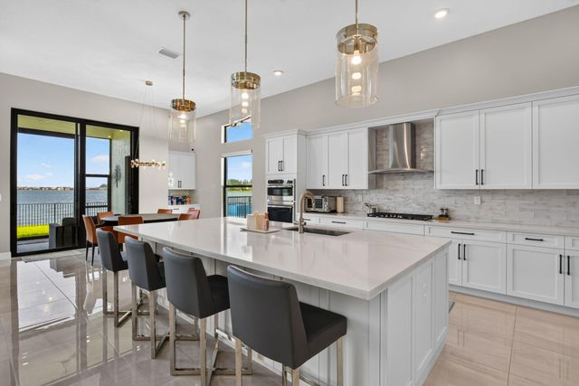 12450 N PARKLAND BAY Trail, Parkland, FL 33076