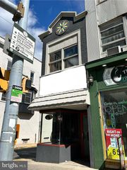 26 N CENTRE ST, Pottsville, PA 17901