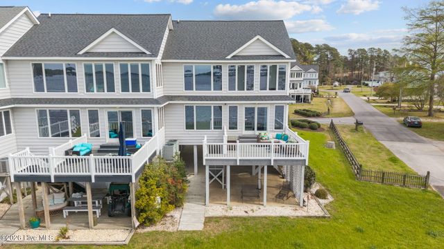 102 Cypress Bay, Washington, NC 27889