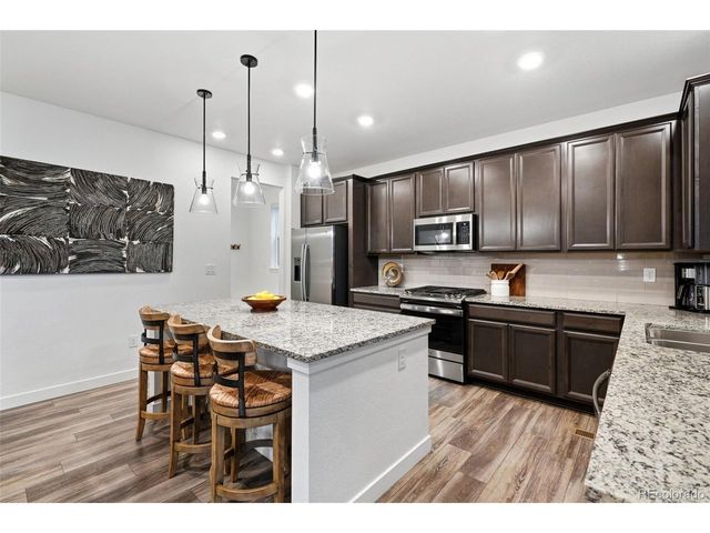 847 Rosevine Ln, Erie, CO 80516