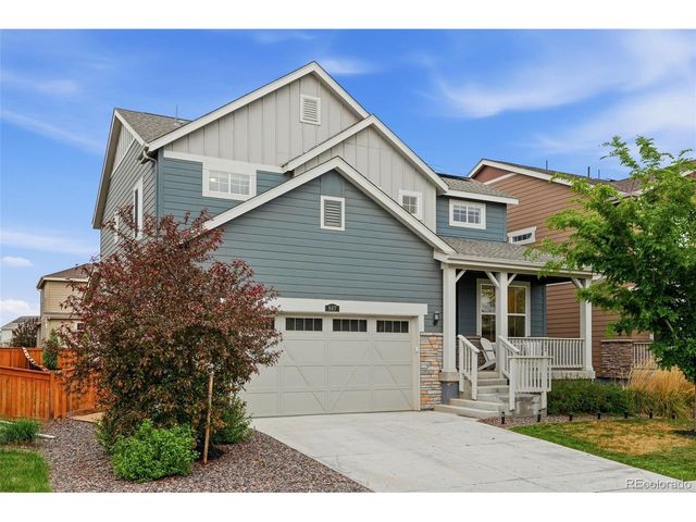 847 Rosevine Ln, Erie, CO 80516