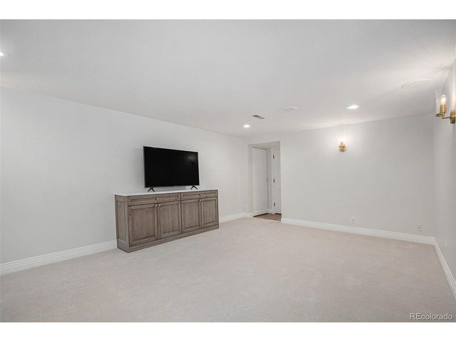 3750 Gill Dr, Denver, CO 80209