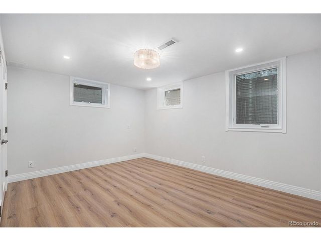 3750 Gill Dr, Denver, CO 80209