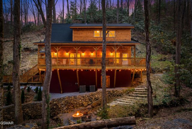 711 Heiden Drive, Gatlinburg, TN 37738