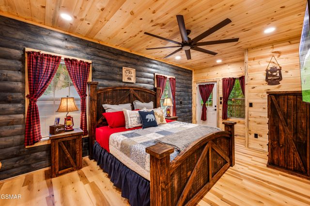 711 Heiden Drive, Gatlinburg, TN 37738