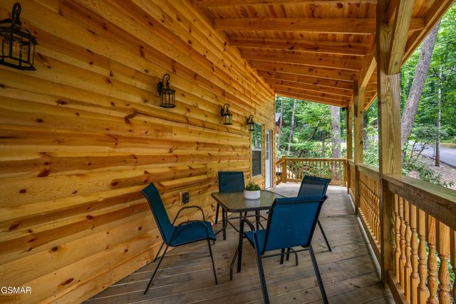 711 Heiden Drive, Gatlinburg, TN 37738