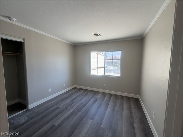 1018 Elliot Park Avenue, North Las Vegas, NV 89032
