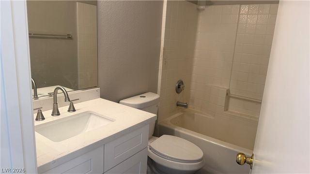 1018 Elliot Park Avenue, North Las Vegas, NV 89032