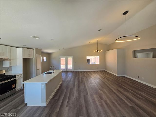 1018 Elliot Park Avenue, North Las Vegas, NV 89032
