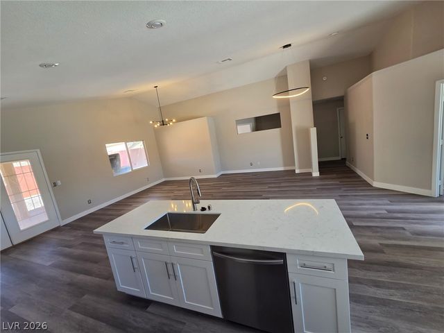 1018 Elliot Park Avenue, North Las Vegas, NV 89032