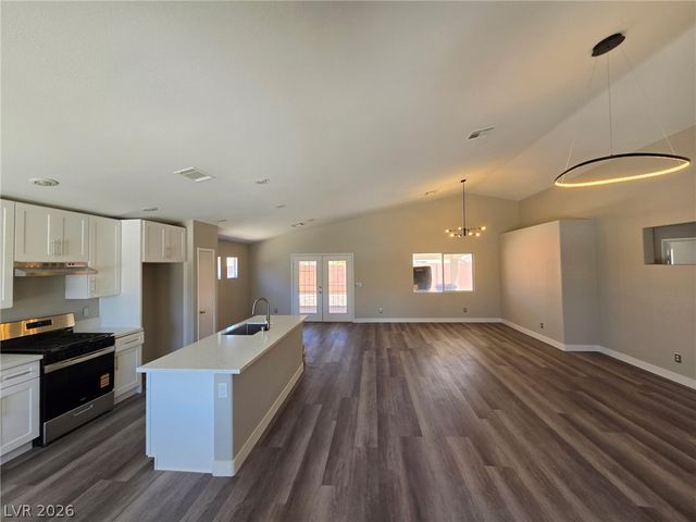 1018 Elliot Park Avenue, North Las Vegas, NV 89032