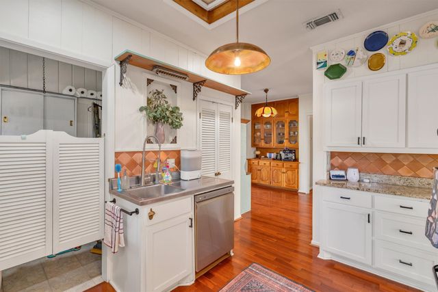 1208 Martha Street, Waxahachie, TX 75165