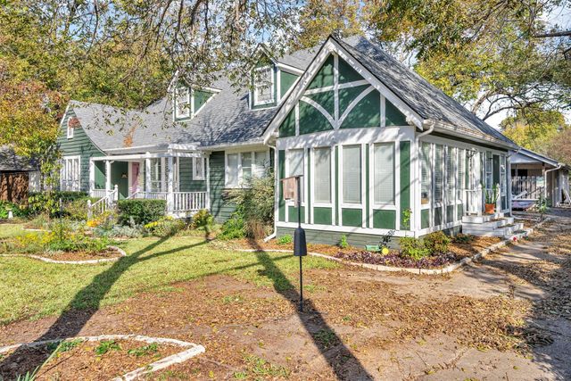 1208 Martha Street, Waxahachie, TX 75165