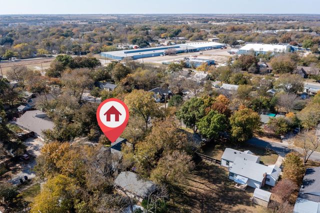 1208 Martha Street, Waxahachie, TX 75165