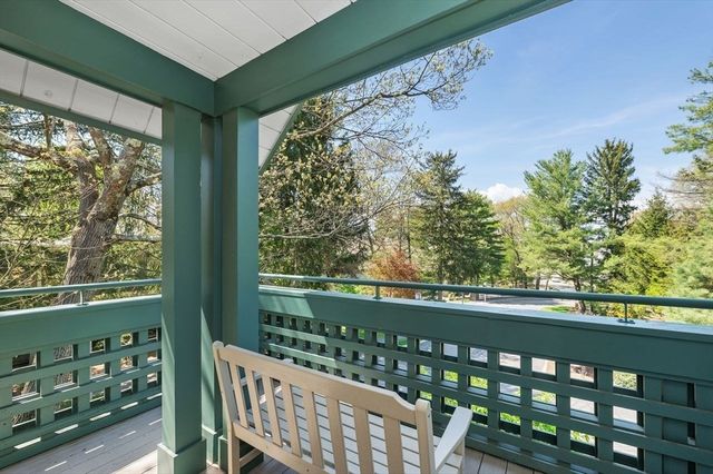 1175 Chestnut Street 12, Newton, MA 02464