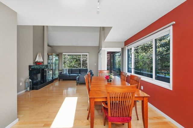 1175 Chestnut Street 12, Newton, MA 02464