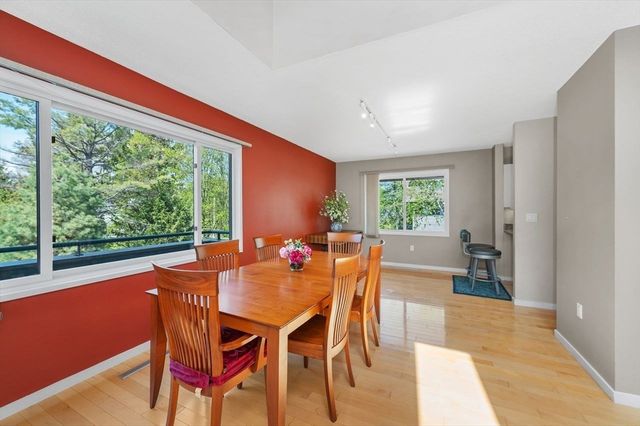 1175 Chestnut Street 12, Newton, MA 02464