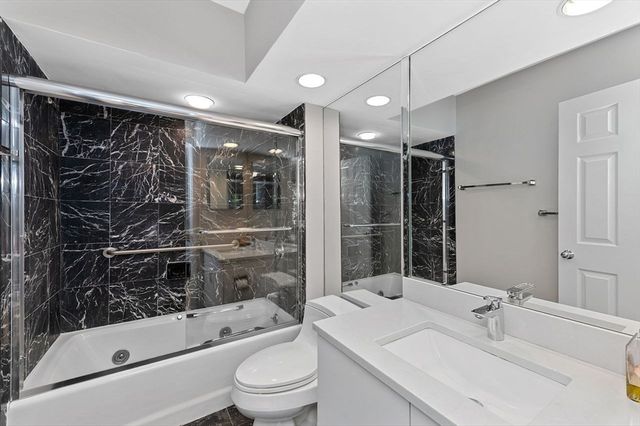 1175 Chestnut Street 12, Newton, MA 02464