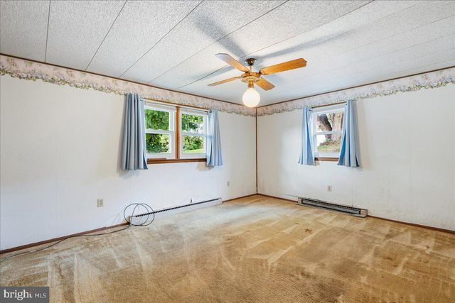 1044 MOUNT AETNA RD, Hagerstown, MD 21740