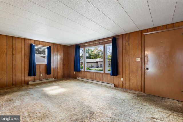 1044 MOUNT AETNA RD, Hagerstown, MD 21740