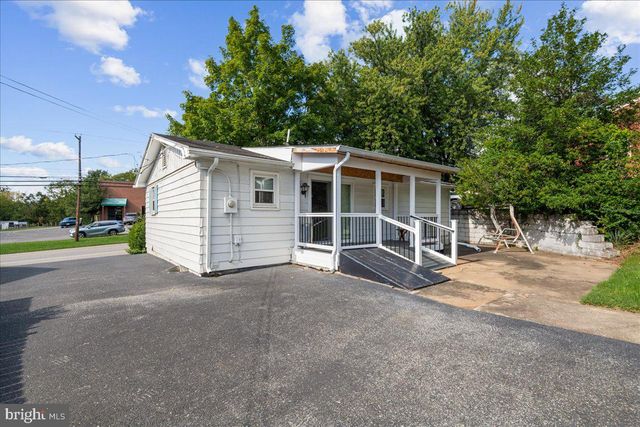 1044 MOUNT AETNA RD, Hagerstown, MD 21740