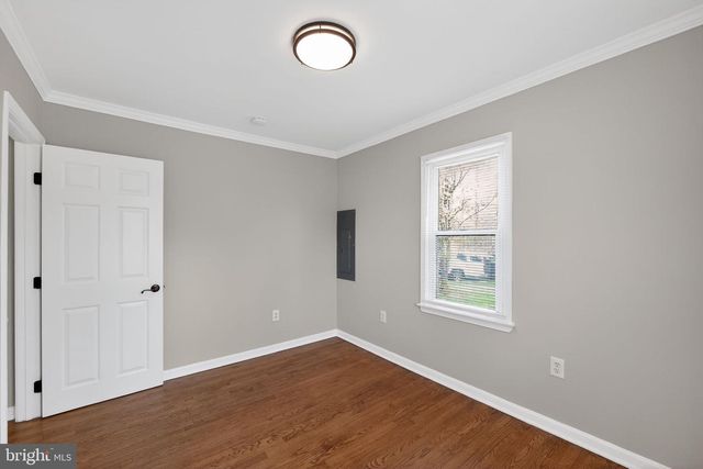 6 CIRCLE DR, Linthicum Heights, MD 21090