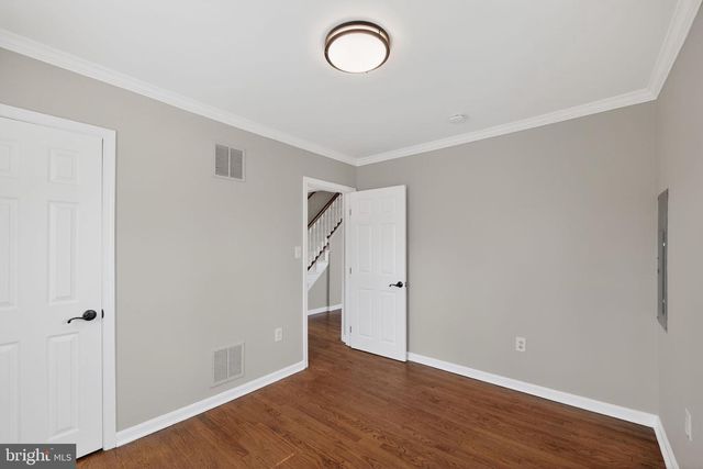 6 CIRCLE DR, Linthicum Heights, MD 21090