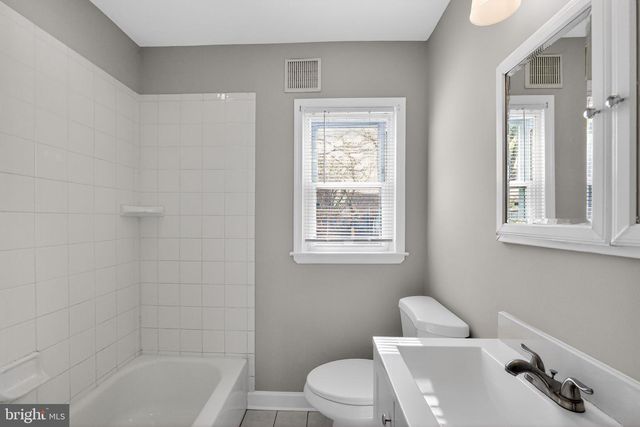 6 CIRCLE DR, Linthicum Heights, MD 21090