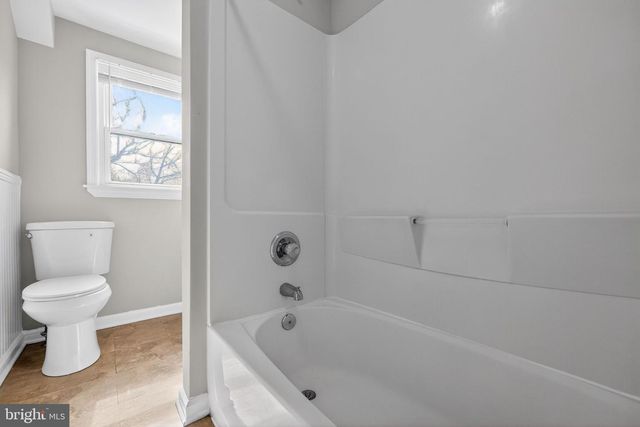 6 CIRCLE DR, Linthicum Heights, MD 21090