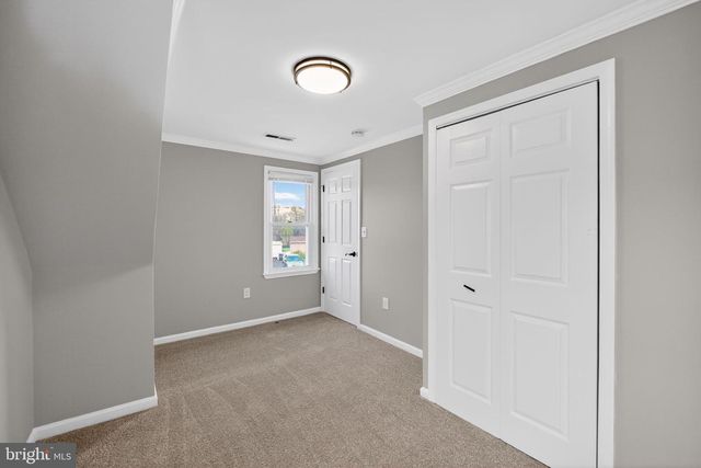 6 CIRCLE DR, Linthicum Heights, MD 21090