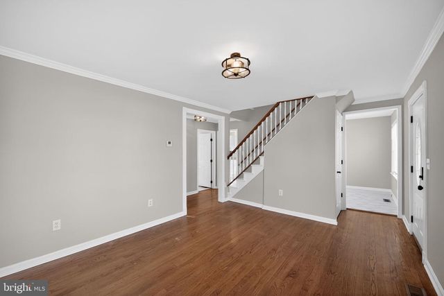 6 CIRCLE DR, Linthicum Heights, MD 21090