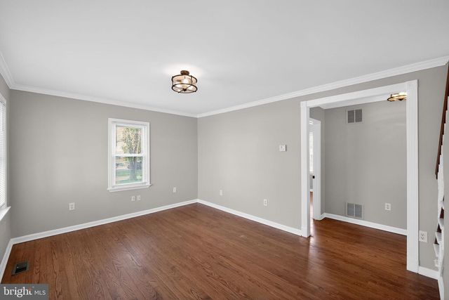 6 CIRCLE DR, Linthicum Heights, MD 21090