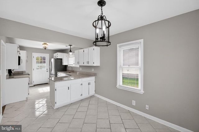 6 CIRCLE DR, Linthicum Heights, MD 21090