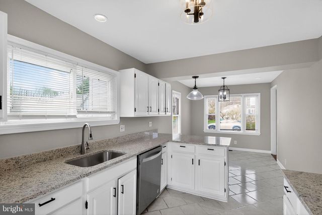 6 CIRCLE DR, Linthicum Heights, MD 21090