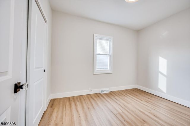 237 Mawbey St, Woodbridge Twp., NJ 07095