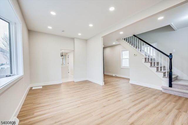 237 Mawbey St, Woodbridge Twp., NJ 07095