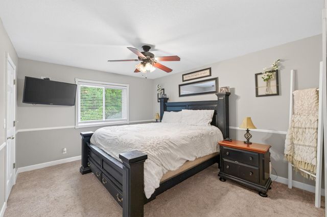 37283 Heritage Way, North Branch, MN 55056