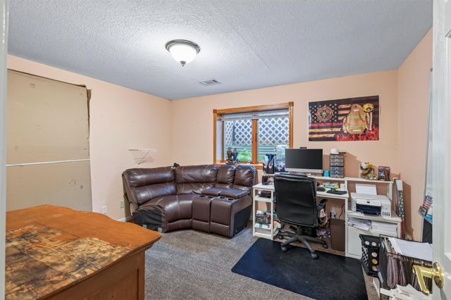 37283 Heritage Way, North Branch, MN 55056