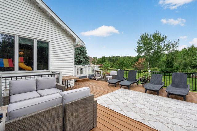 37283 Heritage Way, North Branch, MN 55056