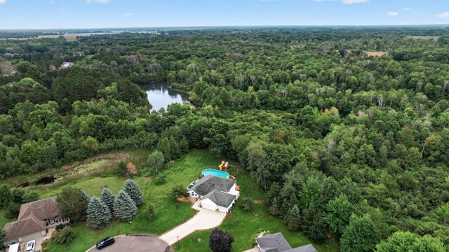37283 Heritage Way, North Branch, MN 55056